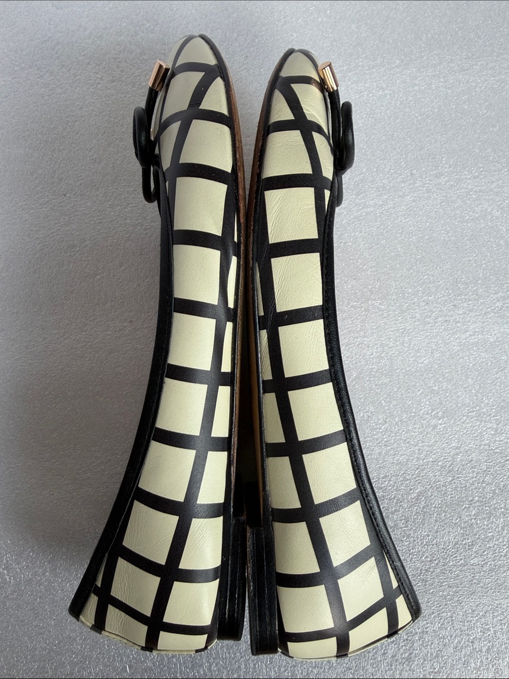 KATE SPADE New York Willa Bow Ballet Flats Ivory Black Leather Size 6 Women’s - Picture 8 of 13